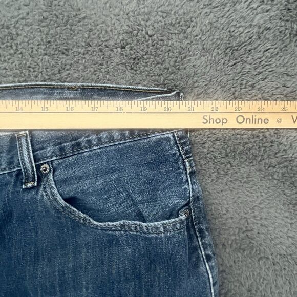 Levis 569 Loose Straight  44 W x 30 L Actual‎ 41 x 27 - Picture 2 of 8